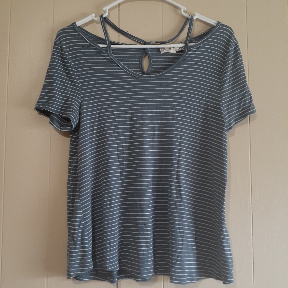 Pink Rose vintage top small gray blue white top